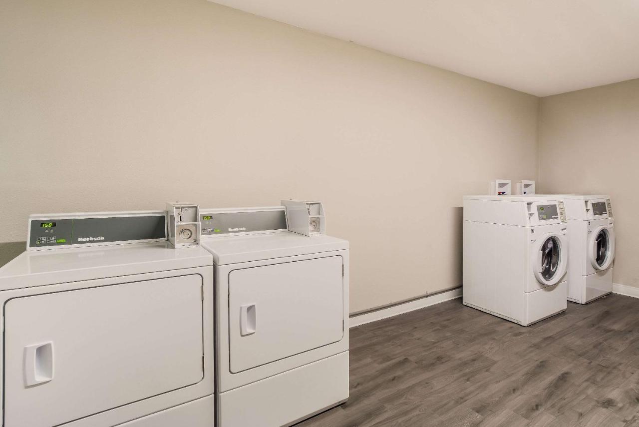 Mainstay Suites Florence Ngoại thất bức ảnh